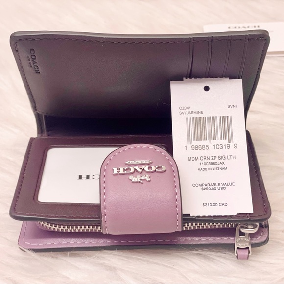 NWT COACH CZ341 Medium Corner Zip Wallet in Signature Leather Jasmine - Picture 7 of 12